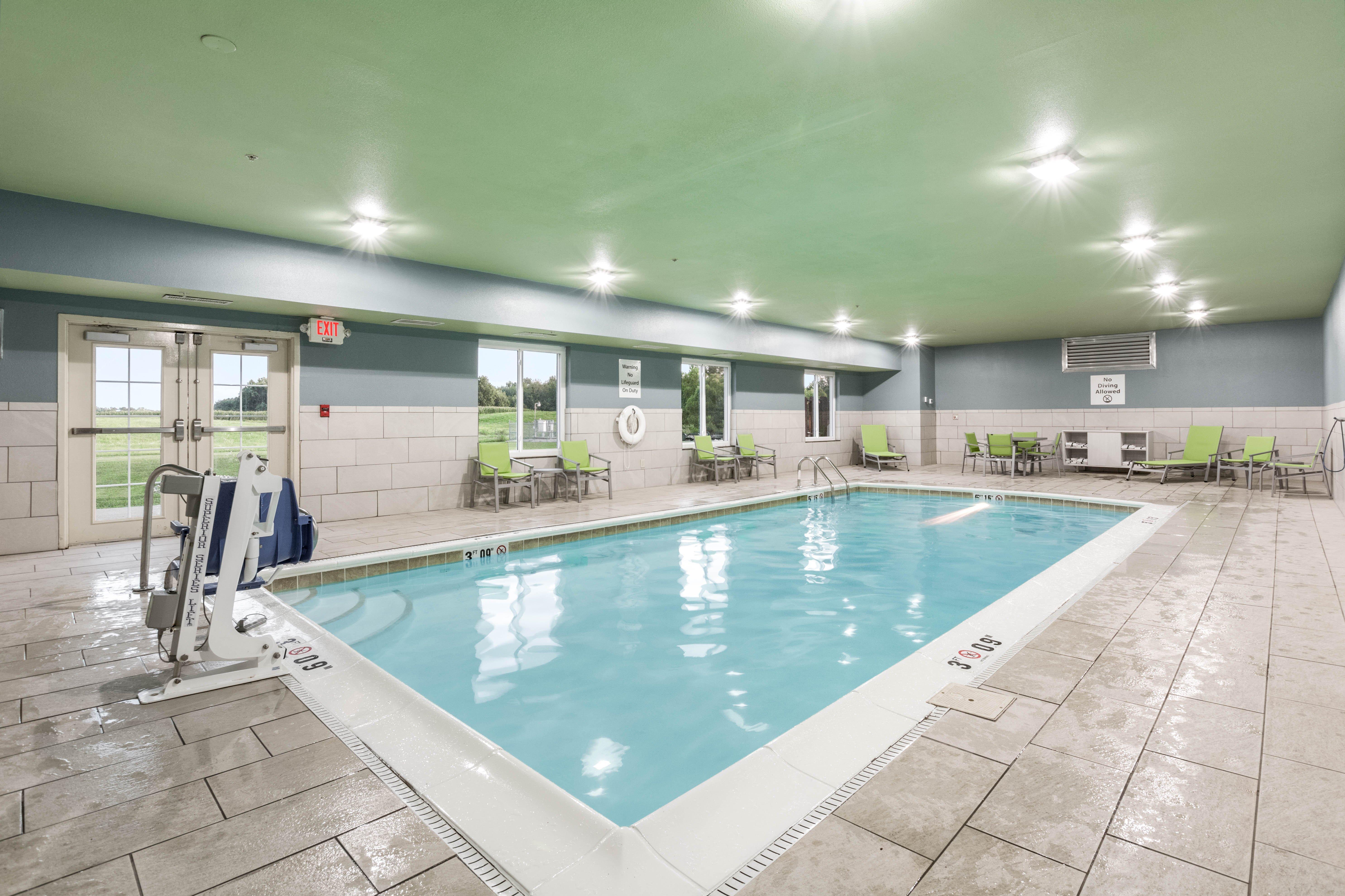 Express & By Ihg 3*