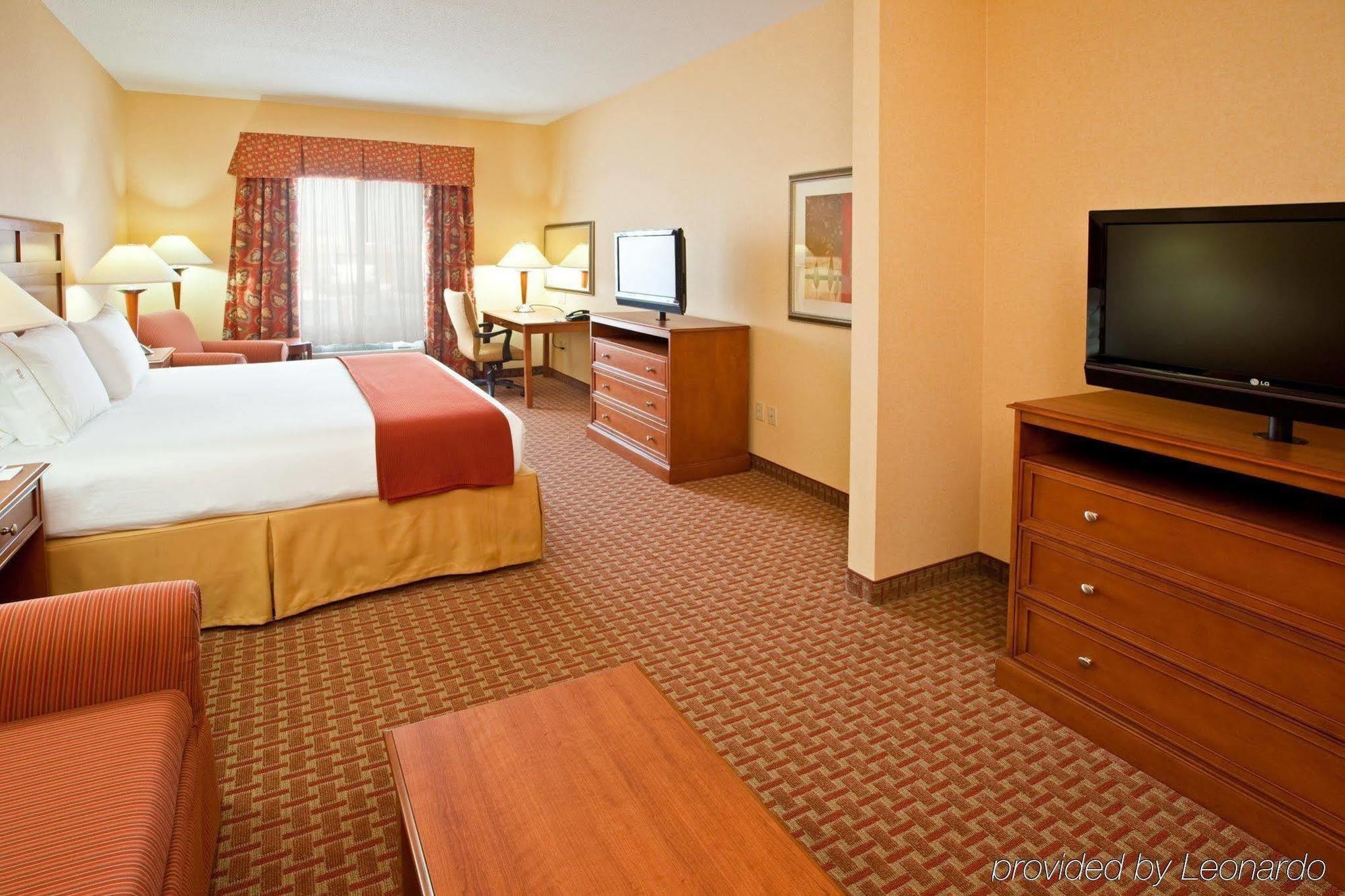 Express & By Ihg